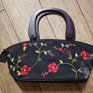 Floral Embroidered Black Handbag